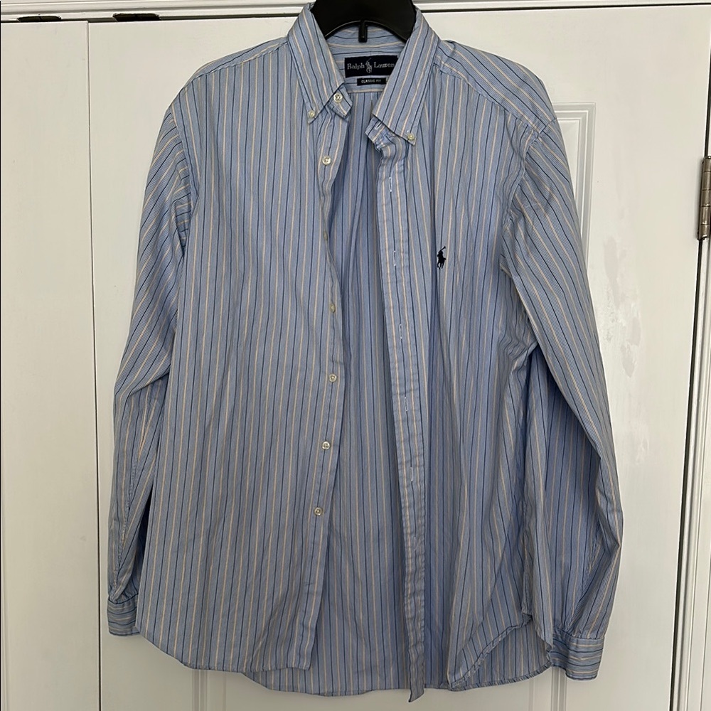 Like NEW Ralph Lauren Classic Button up